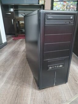 Intel pentium 3,20GHZ, 8 GB RAM, RADEON RX 550, SSD 250GB