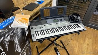 Klavesy YAMAHA E443 - stojan - sluchatka