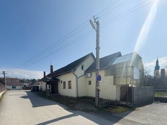 Dom na predaj v obci Skačany, vhodný aj na podnikanie