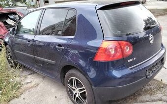 Volkswagen Golf V 1.6 2004 predám MOTOR BGU, DVERE, PREVODOV