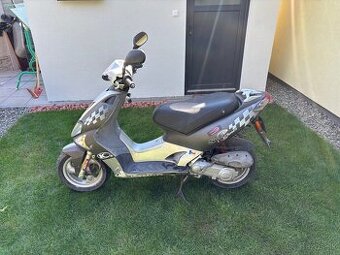 Skuter Kymco super 9