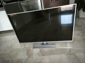 Panasonic LCD TV