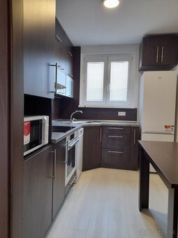 Rezervovaný kompletne zrekonštruovaný 4-izbový byt