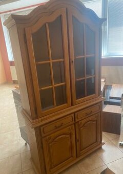 Vitrina dub rusrikal