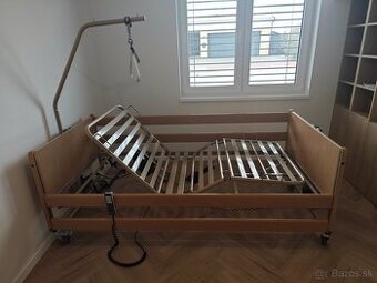 Polohovateľná elektricka posteľ