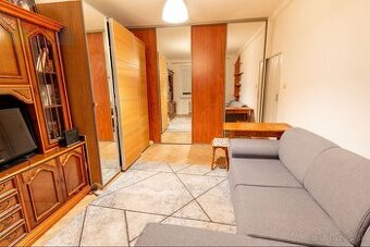 Na prenájom 1,5 izbový útulný byt, 36 m², Kadnárova ul, Rača - 1