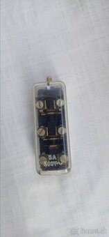 Koncový spínač bakelitový