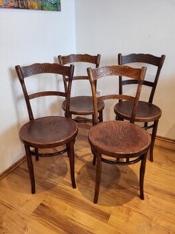 Set starožitných stoličiek z ohýbaného dreva Thonet – 4 ks