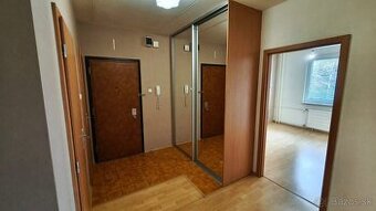 3 izbový byt Zvolen Zlatý Potok + garáž