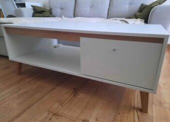 Konferenčný stolík