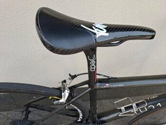 Karbonovy bajk 5,6 kg