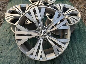 Alu disky Volkswagen Passat alltrack R18