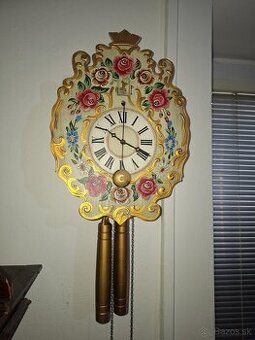 Predám funkčné kukučkové hodiny Caplovky ručne maľovaný cife