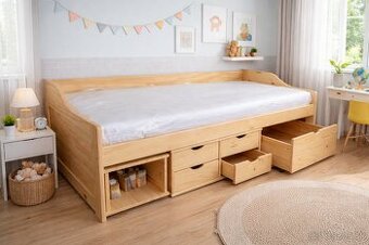 Jednolůžková postel z masivu. S úložným prostorem a roštem