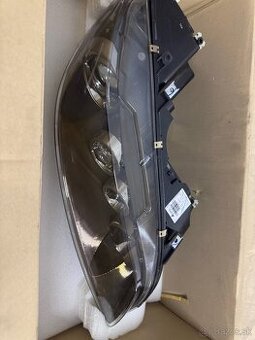 Prave svetlo Mazda 6