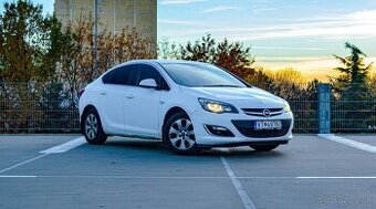 Opel Astra Sedan 1.6 CDTI 100 kw