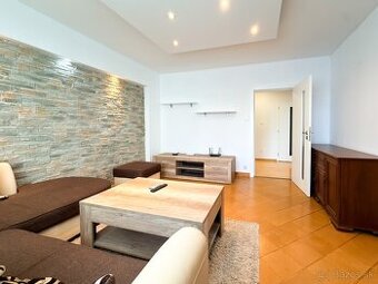 Prenájom | 3-izbový byt s loggiou 65 m² | Bytča