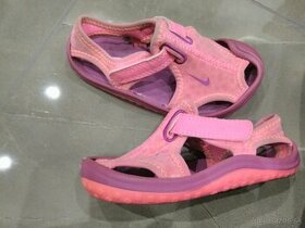 Nike sandalky