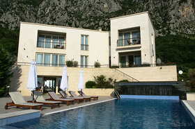 Luxusná vila s bazénom a výhľadom na more, Blizikuce, Čierna