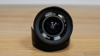 Samyang 12mm F/2.0 NCS CS pre Fujifilm