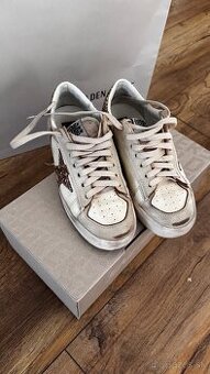 Golden Goose 36