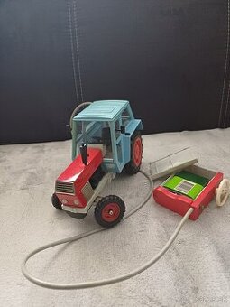 Predám hracku zetor crystal 8011