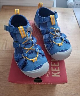 Keen sandále