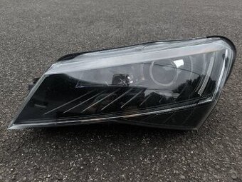 Svetlo Škoda Superb + natáčanie - Bixenon 3V1.941.015.A