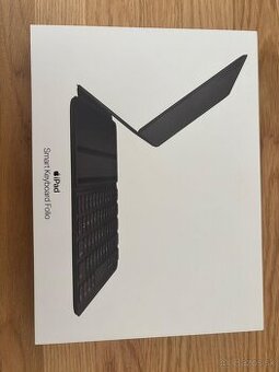 Apple IPad smart keyboard folio