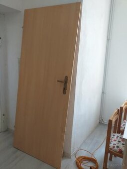 Vnutorne dvere 80cm lavé