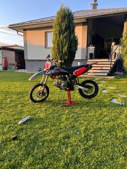 Ycf 190 bigy