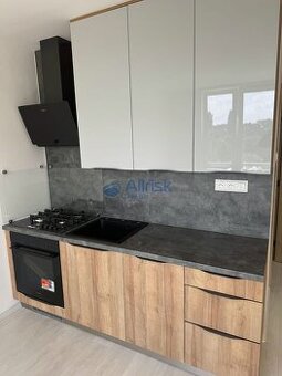 Prenájom 1 izbového bytu v blízkosti centra mesta