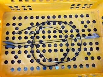 Tesla RF-10 - prutove anteny