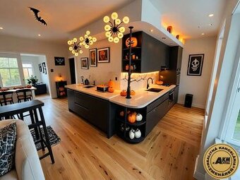 Priestranný 3-izbový tehlový  byt  98 2m   Zvolen-Sekier ZNÍ - 1