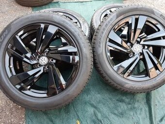 Zimní kola Volkswagen Touareg 3 Nevada R20 Et33