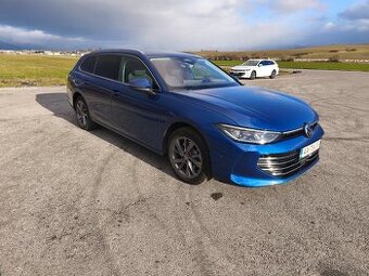 Passat Variant Elegance eHybrid 2025