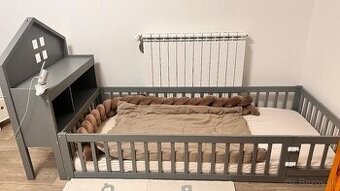 Detská posteľ s domčekom