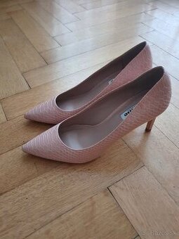 Lodičky zn. Dune, veľ 39