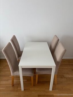 Predám rozkladací stôl IKEA VIHALS + 4 stoličky