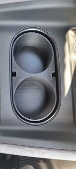 Škoda Enyaq | Držiak pohára (plechoviek)