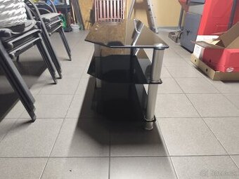 TV stolík