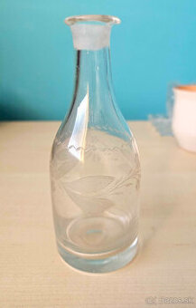Retro sklenená fľaštička / vázička, Československo, 14,5 cm