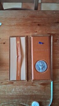 PLAKETA  Zaslúžilý pracovník kultúry