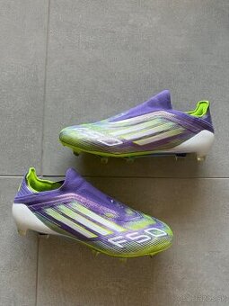 Kopačky Adidas F50 fialové lisovky