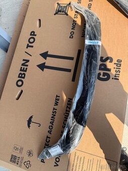 Predny plastovy deflektor na kapotu Mondeo od rv.2010