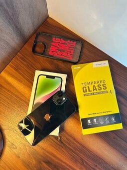 iPhone 14 | 100% batéria Veľmi pekný stav