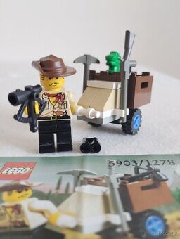 LEGO Adventurers 5903 Johnny Thunder and Baby T