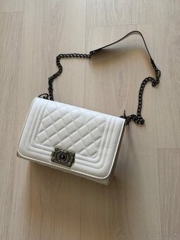 Chanel biela dámska kabelka