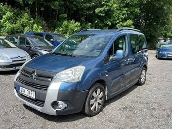 Citroen Berlingo XTR 1.6 HDI 66 kW 2x šoupačky tažné klima