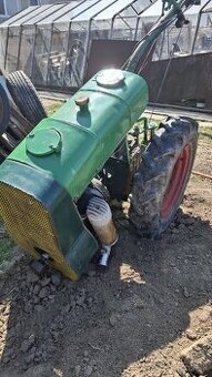 Motorobot PF62 2ks